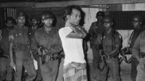 Misteri Foto Tersembunyi Ungkap Fakta Pawai PKI dan Dua Jenazah 1965