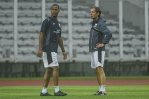 Alex Pastoor Syok! Proyek Jangka Panjang di PSSI Berakhir Tragis