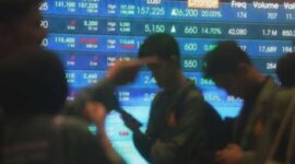 IHSG Melonjak! Peluang Investasi Menguntungkan Esok Hari?