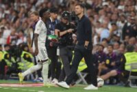 Vinicius Jr Protes ke Alonso? Reaksi Usai Ditarik di El Clasico