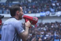 Persib Berat Hati Lepas Hodak ke Timnas: Dampak Bagi Maung Bandung?