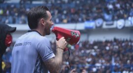 Persib Berat Hati Lepas Hodak ke Timnas: Dampak Bagi Maung Bandung?