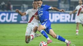 Persib Ancam Papan Atas: Klasemen Super League Pekan 10 Memanas!