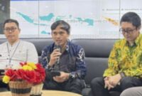 Mikroplastik Hantui Air Hujan Jakarta? Ini Kata BMKG!