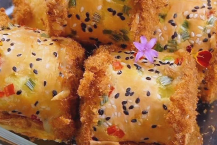 Bolu Abon Gulung: Resep Gurih Lembut, Camilan Kekinian Favorit!