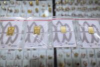 Emas Antam Sentuh Rekor Tertinggi, Investor Bersiap?