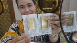 Harga Emas Antam Anjlok! Peluang Beli atau Waspada?
