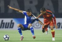 Sindiran Persib Menohok Penyerang Malaysia Usai Tarik Baju Bek Timnas