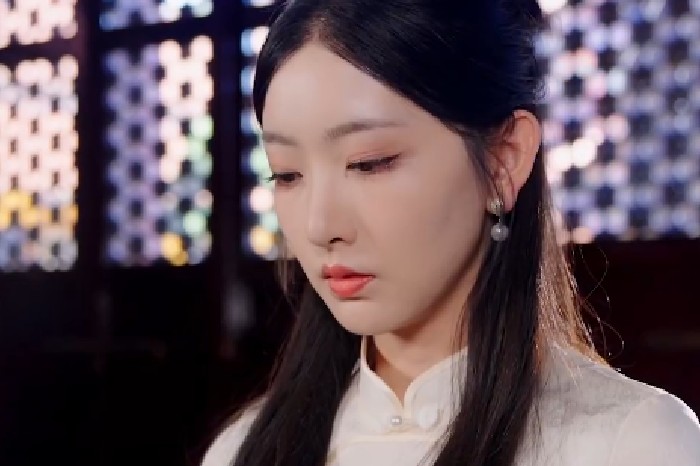 Ia Turun ke Dunia Demi Diriku Drama China