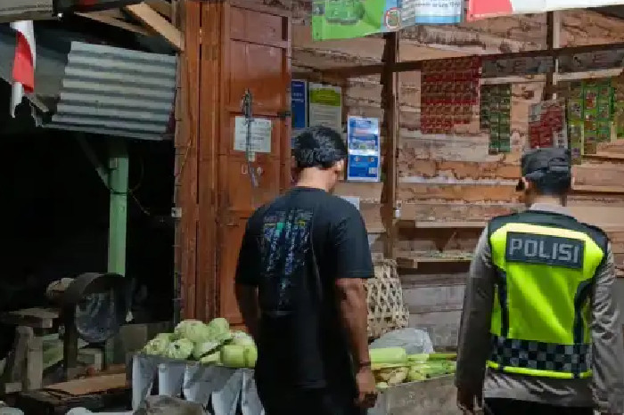Polsek Krueng Sabee Gelar Patroli Malam Jaga Kamtibmas di Aceh Jaya