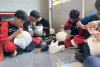 Repaint Helm Jadi Tren Kreatif Baru di Kalangan Gen Z, SMK Bhapra Dorong Siswa Berwirausaha