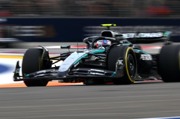 Russell. Foto oleh Mercedes F1