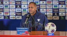 Kluivert Buka Suara: Dampak Pemecatan dari Timnas Indonesia