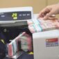 BBCA Terjungkal: Saham Bank Raksasa Lainnya Kompak Menguat!
