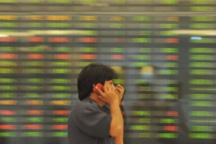 IHSG Koreksi: Peluang Emas Borong Saham Fundamental Murah?