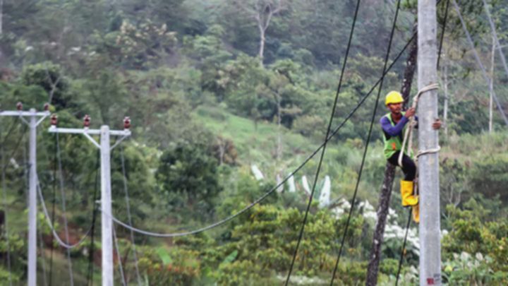 Listrik Menyala: 1.285 Desa Terangi Indonesia pada 2025