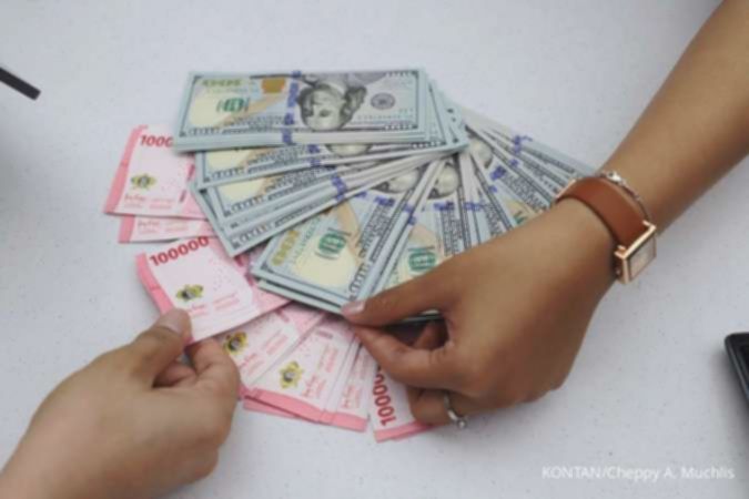 Dolar AS Perkasa: Rupiah Tertekan, Apa Dampaknya Besok?
