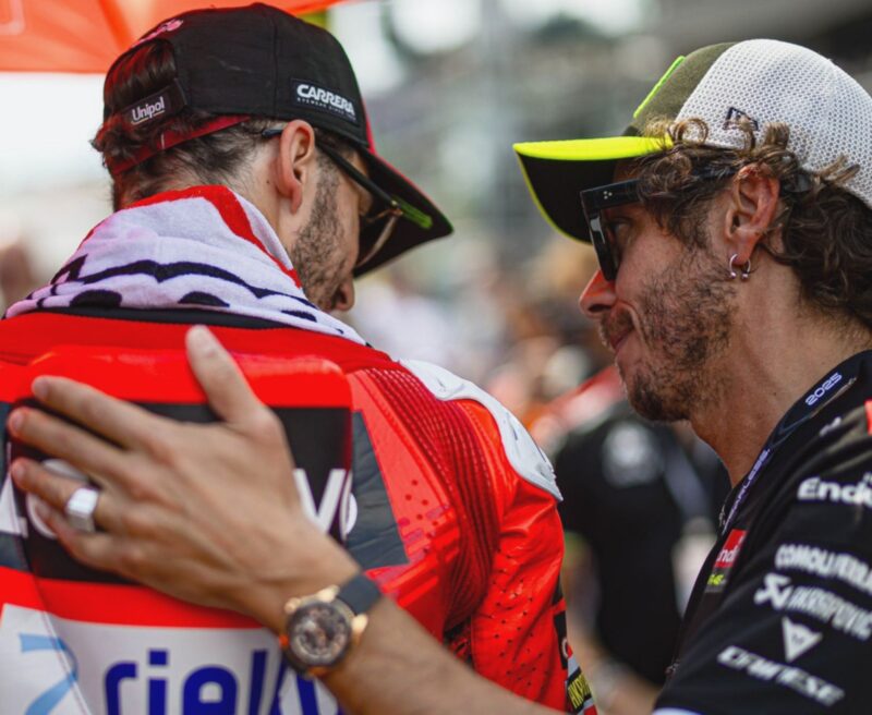 Rossi Bantu Bagnaia Atasi Ducati, Marquez Terseret?