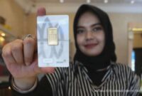 Emas Bergetar: Peluang atau Ancaman di Akhir Tahun?